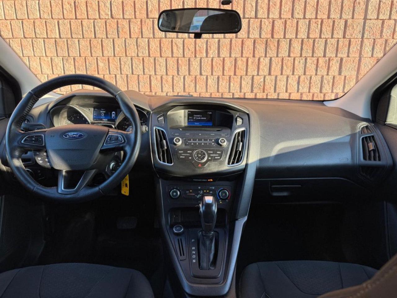 2016 Ford Focus SE | BACK-UP CAM | BLUETOOTH | ALLOY WHEELS | FOG LIGHTS | - Photo #15