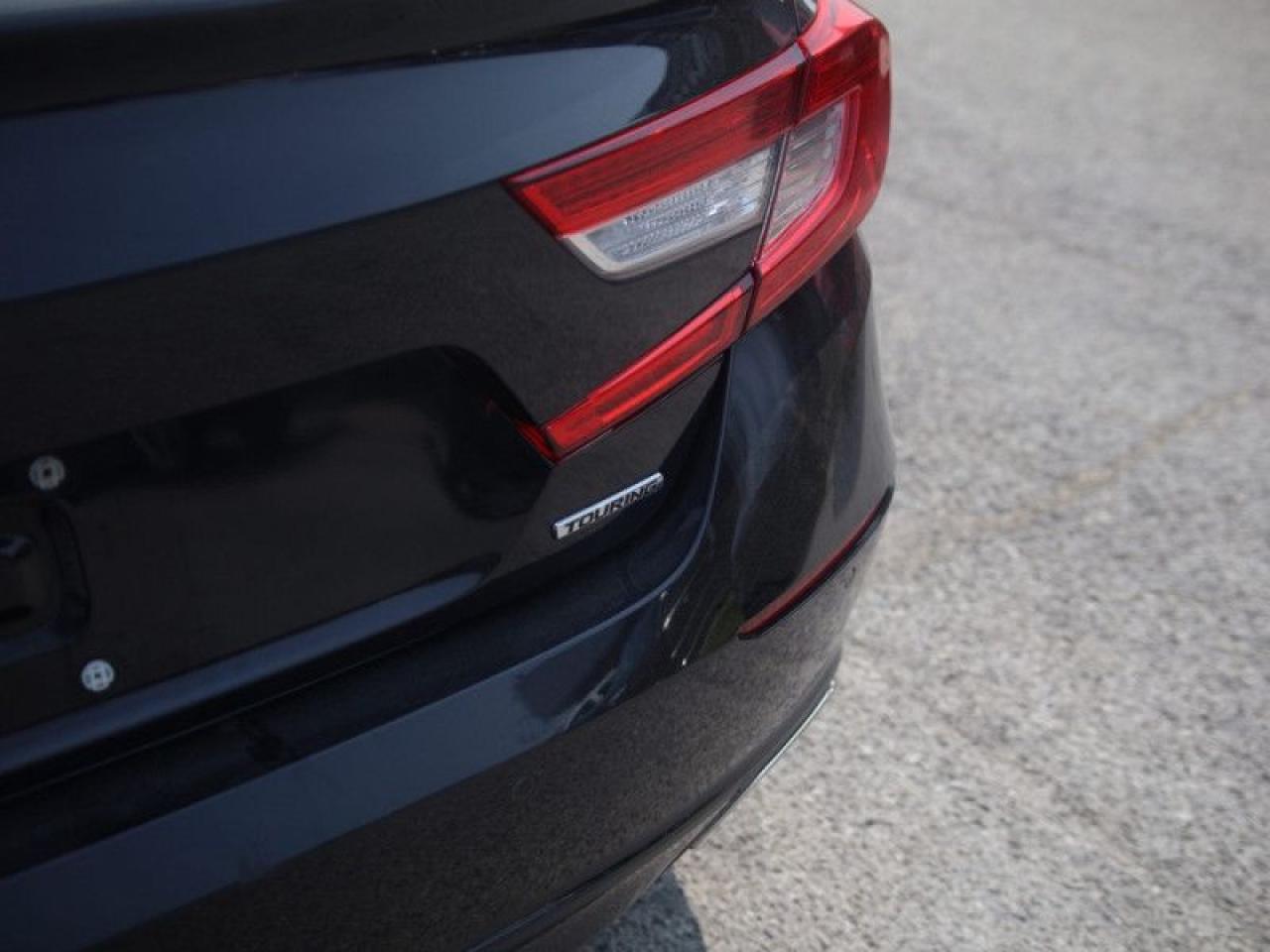2018 Honda Accord Sedan Touring  **HEADS UP DISPLAY** Photo