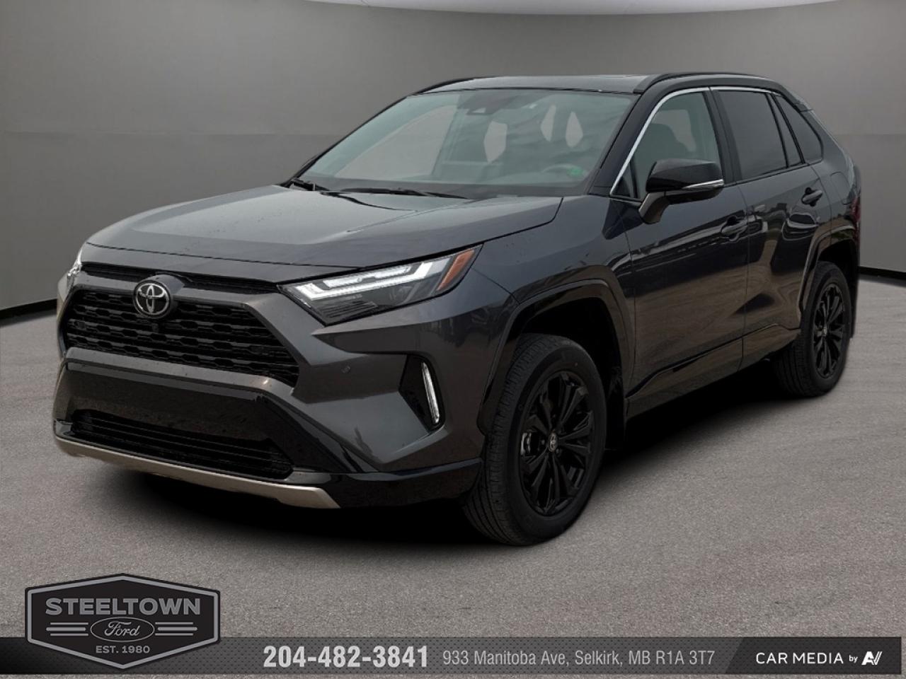 Used 2025 Toyota RAV4 Hybrid XSE  - Sunroof -  Power Liftgate for sale in Selkirk, MB