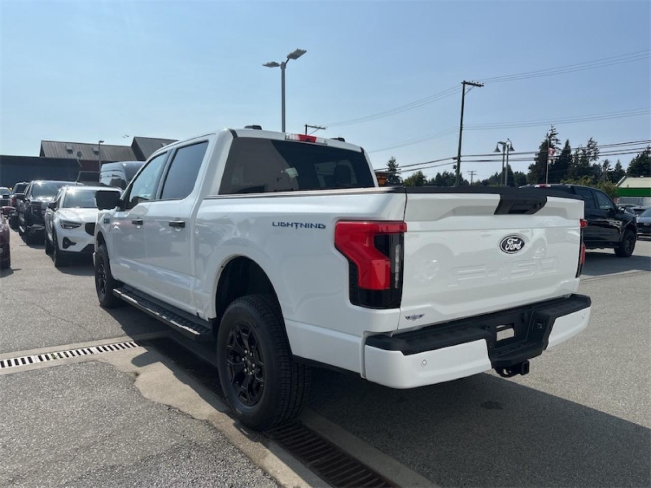2025 Ford F-150 Lightning XLT Photo