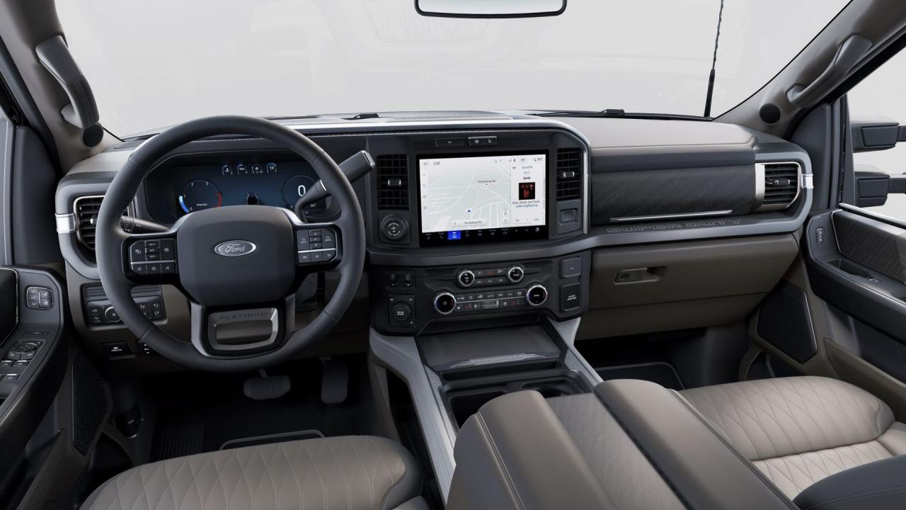 2025 Ford SUPERDUTY F-350® Platinum® Photo5