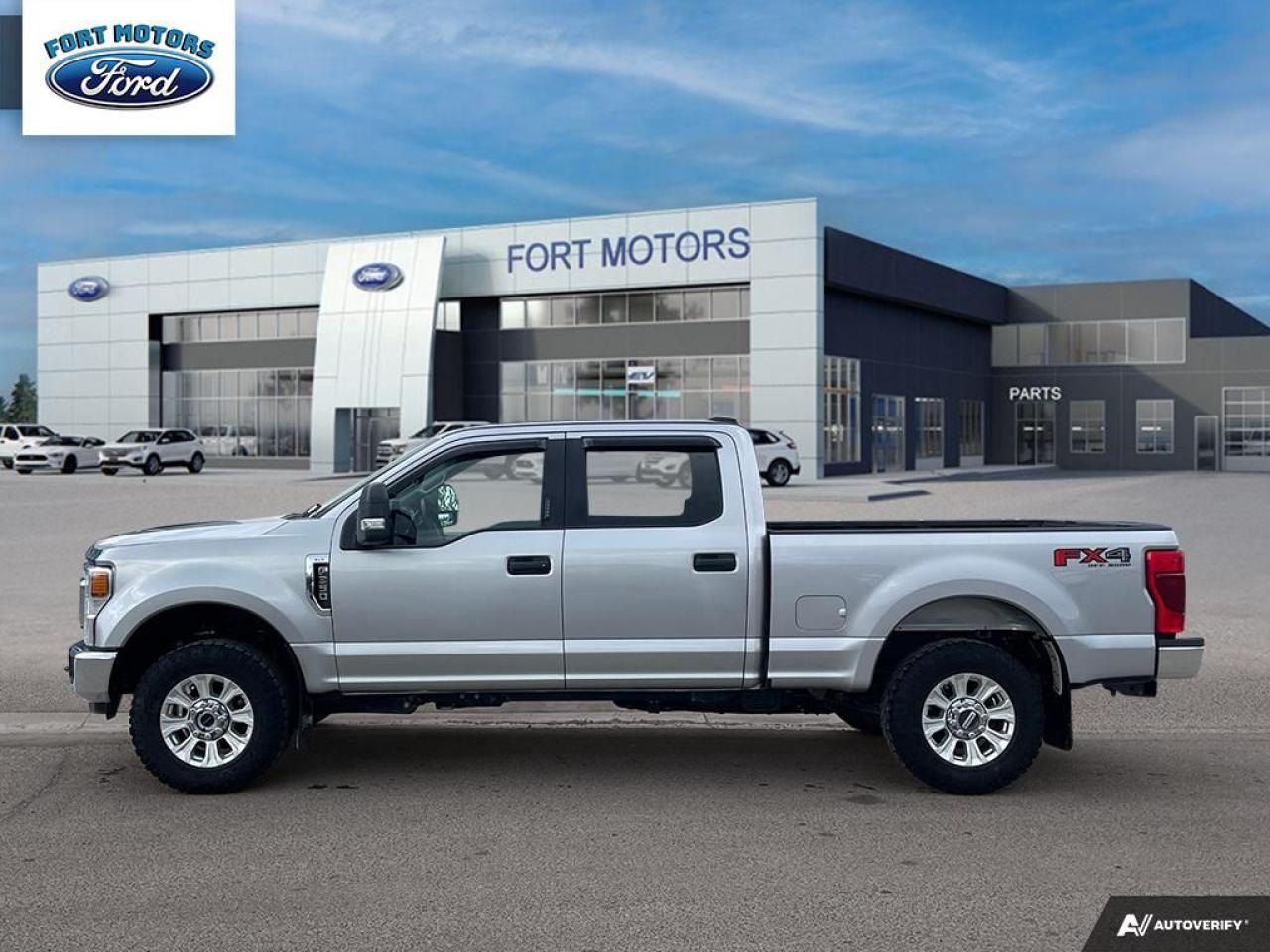 2021 Ford SUPER DUTY F-350 SRW XLT Photo2