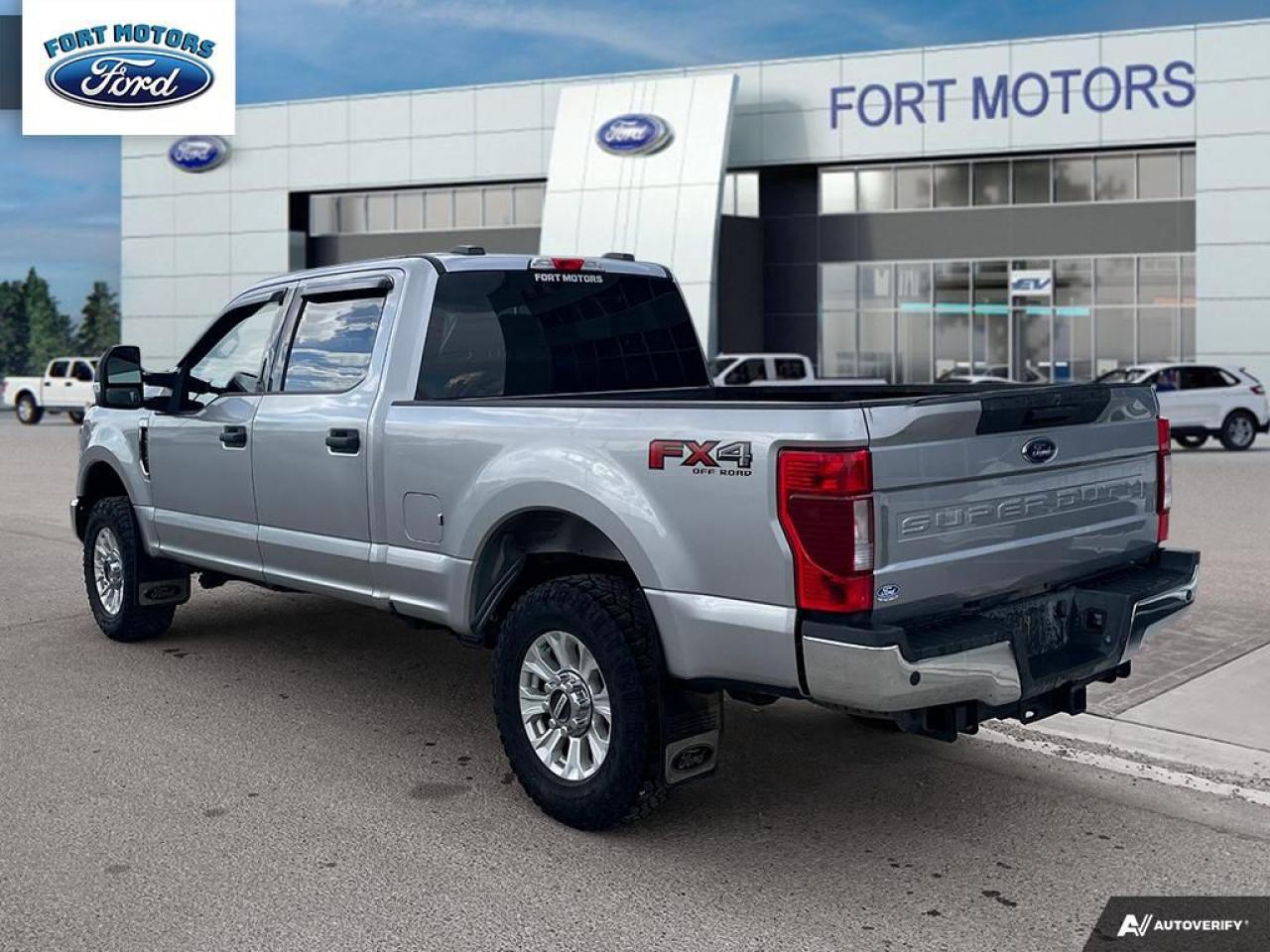 2021 Ford SUPER DUTY F-350 SRW XLT Photo3