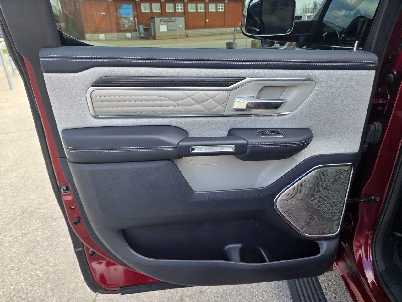 2024 RAM 1500 Limited - Photo #27