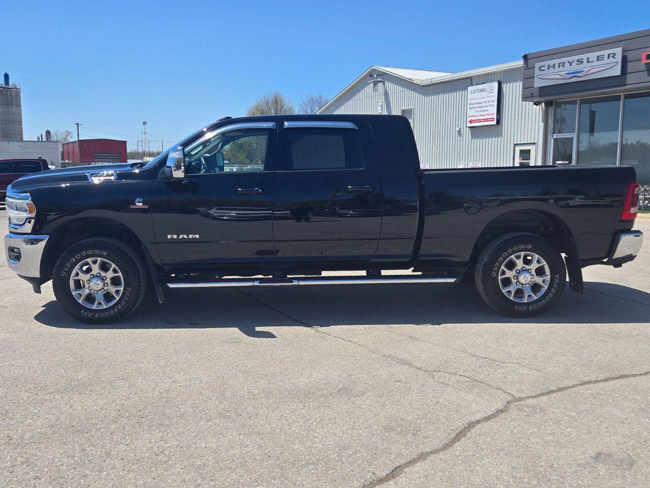 2024 RAM 2500 Laramie - Photo #8