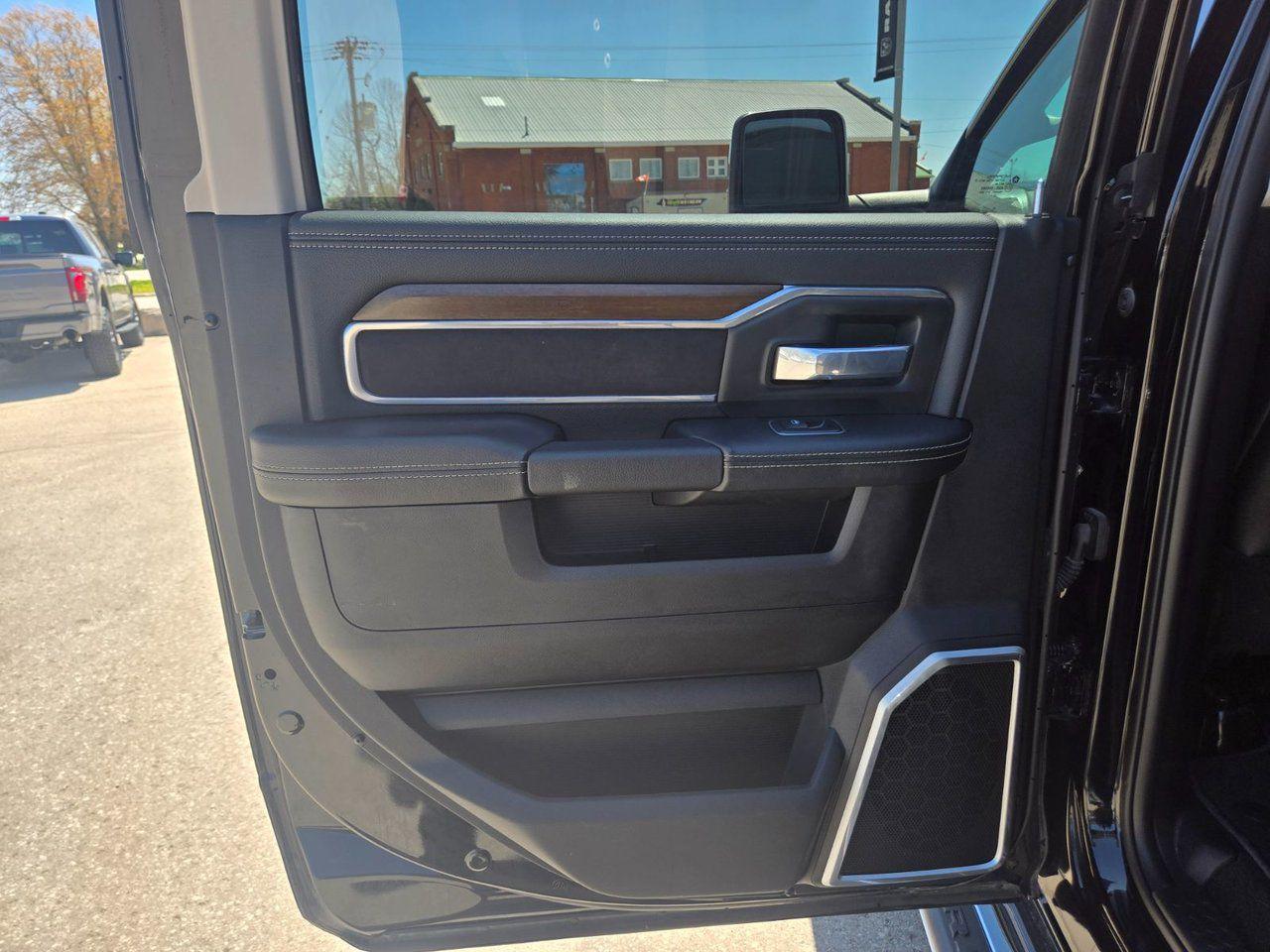 2024 RAM 2500 Laramie - Photo #27