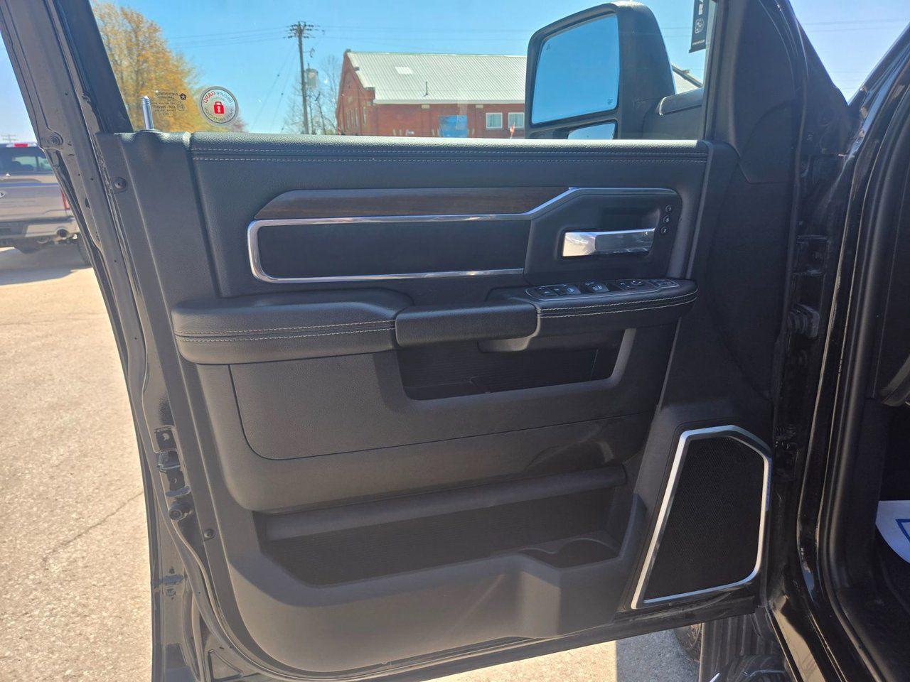 2024 RAM 2500 Laramie - Photo #26