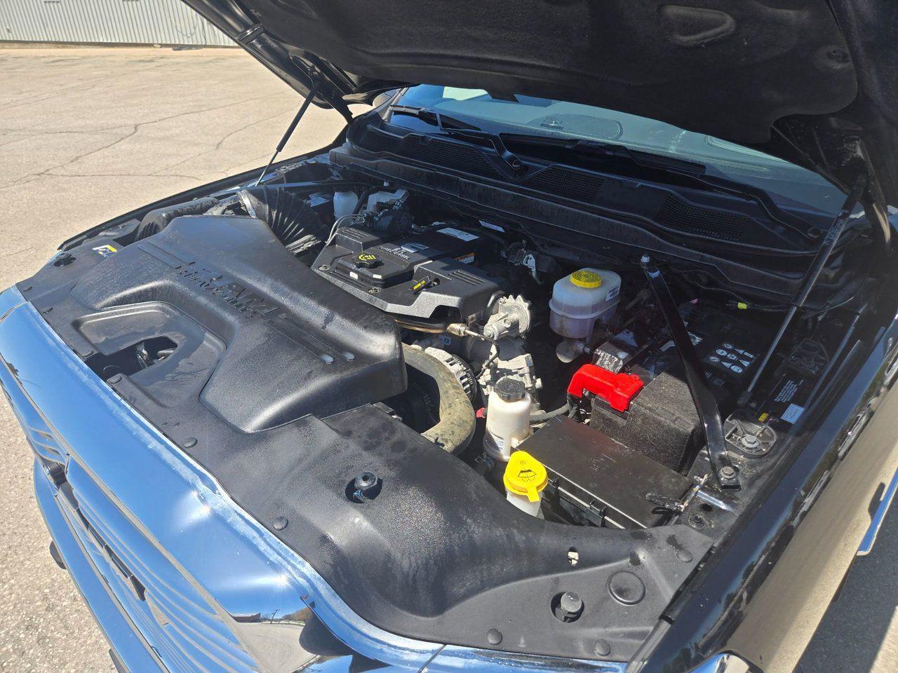 2024 RAM 2500 Laramie - Photo #30