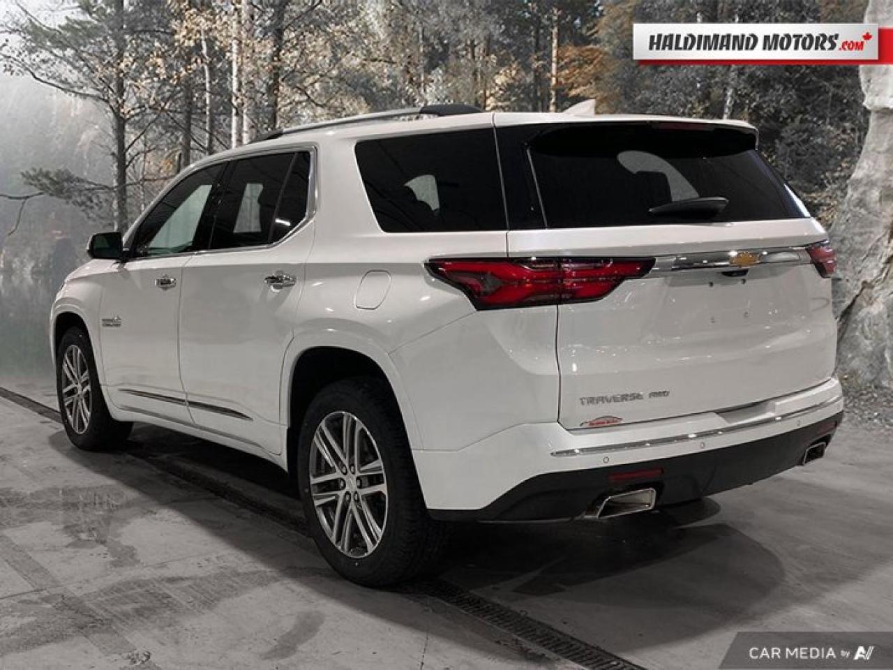 2023 Chevrolet Traverse High Country AWD | Heated Seats | 2nd Row Captain Seats | Leather Photo2