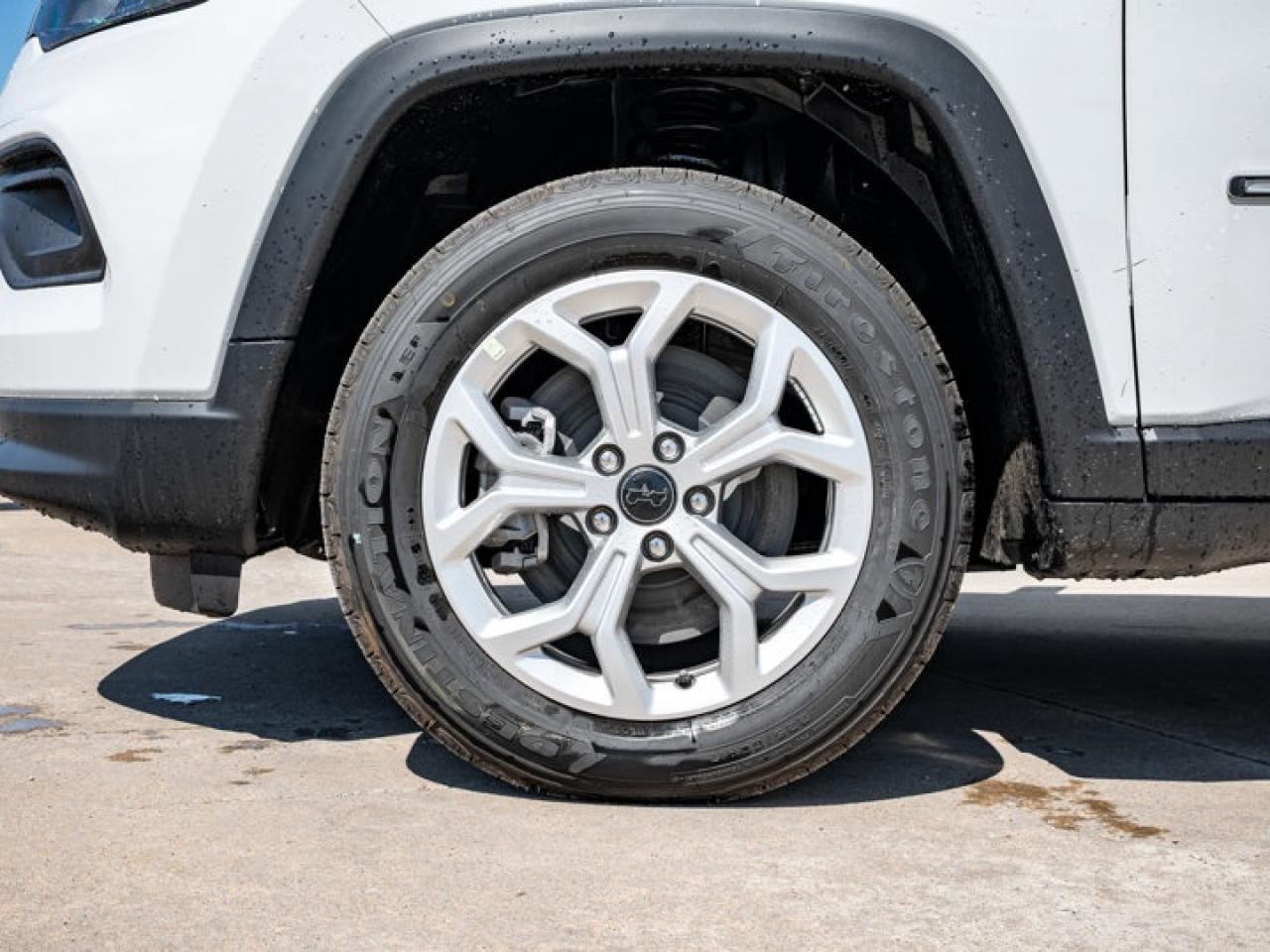 2025 Jeep Compass NORTH Photo