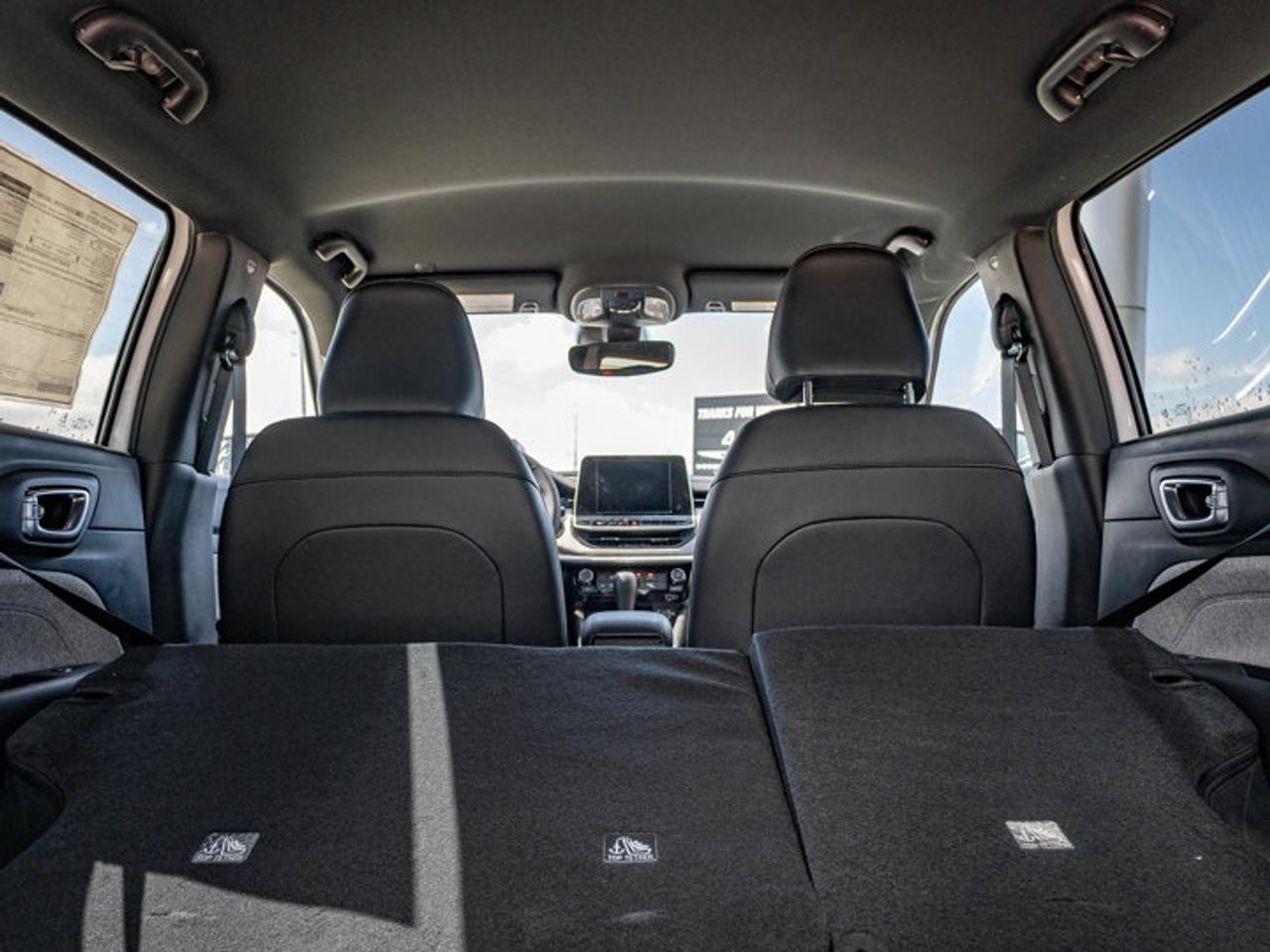 2025 Jeep Compass NORTH Photo