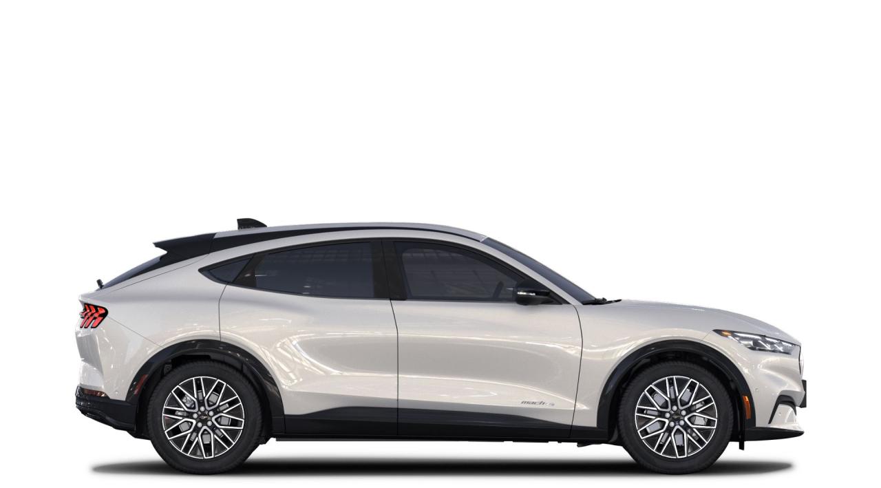 2024 Ford Mustang Mach-E Premium Photo7