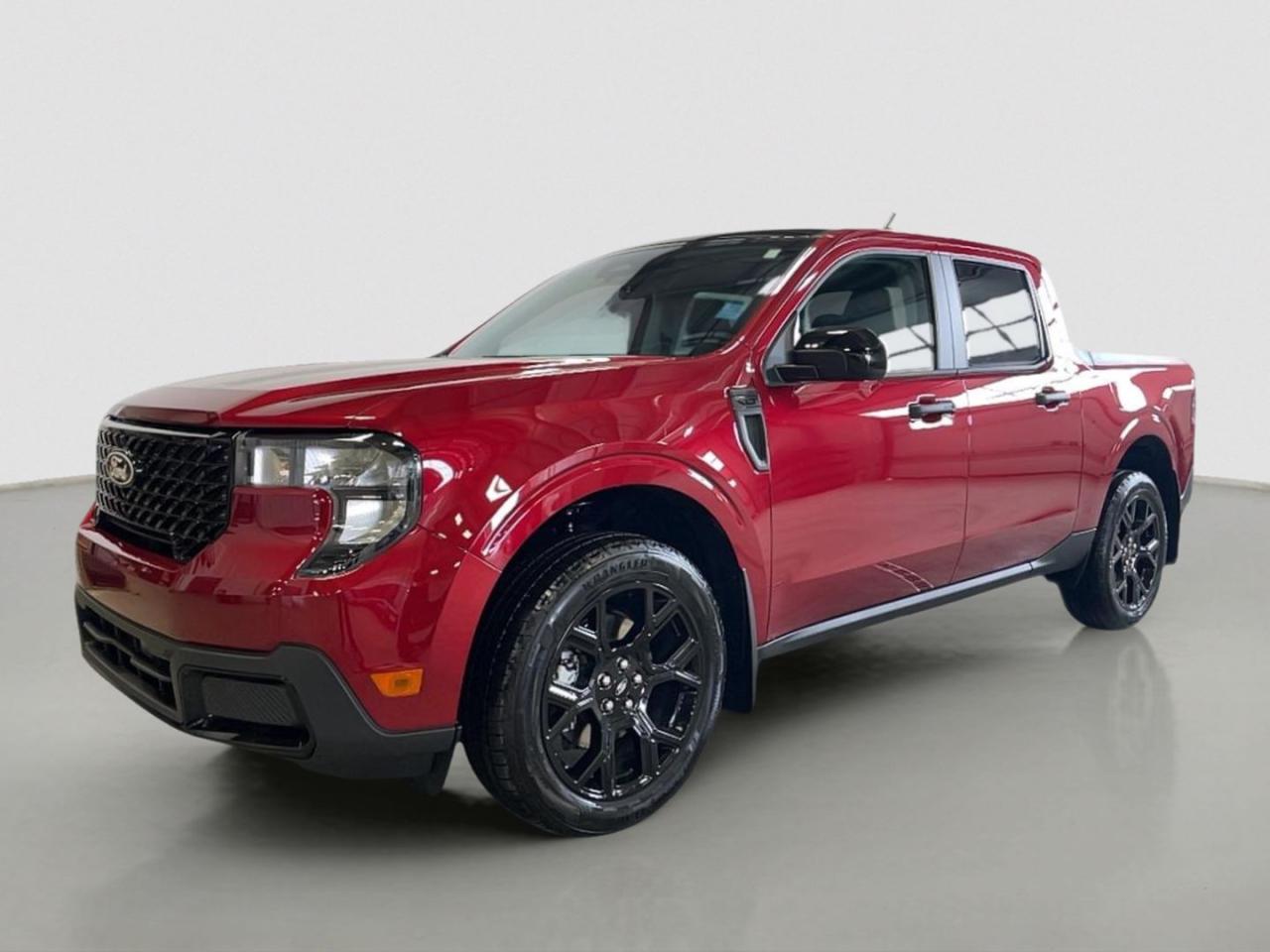 New 2025 Ford Maverick XLT AWD SuperCrew for sale in Moose Jaw, SK