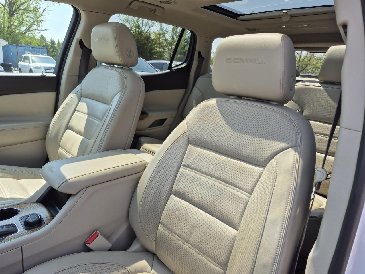 2017 GMC Acadia Denali - No Accidents - Certified Photo37