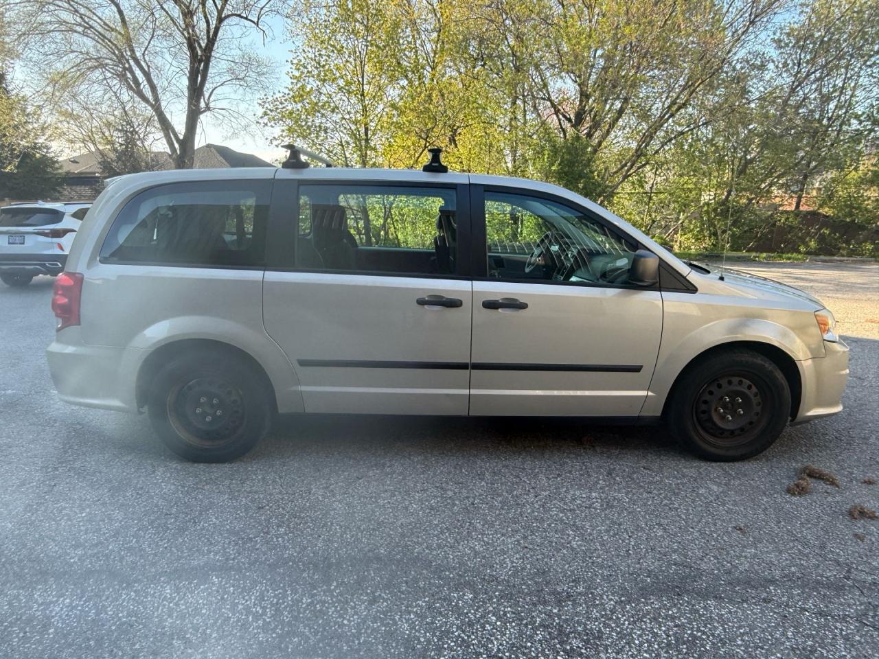 2013 Dodge Grand Caravan 4dr Wgn SE - Photo #4