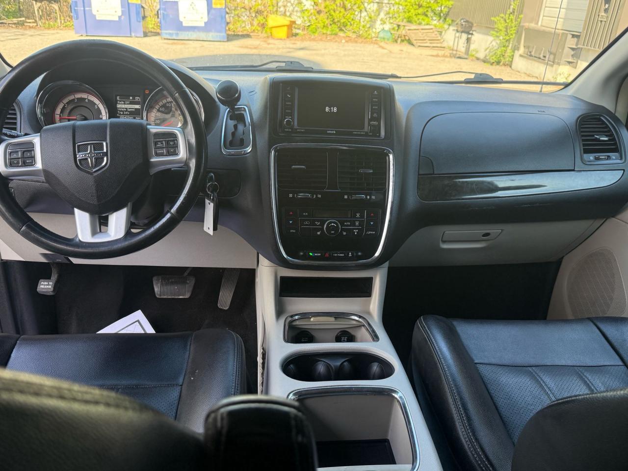 2017 Dodge Grand Caravan 4dr Wgn Crew Plus - Photo #11