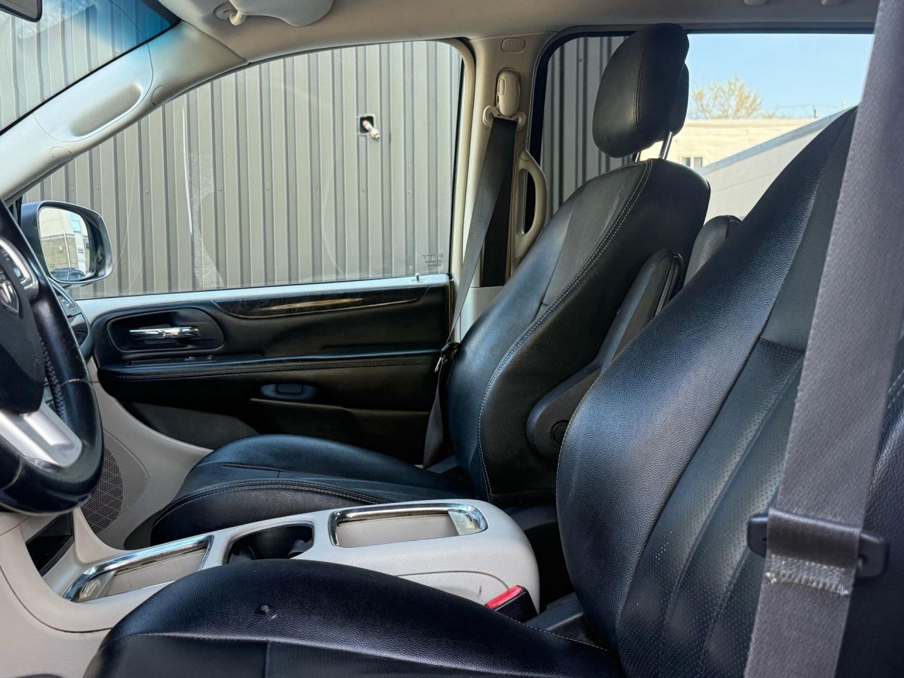 2017 Dodge Grand Caravan 4dr Wgn Crew Plus - Photo #9