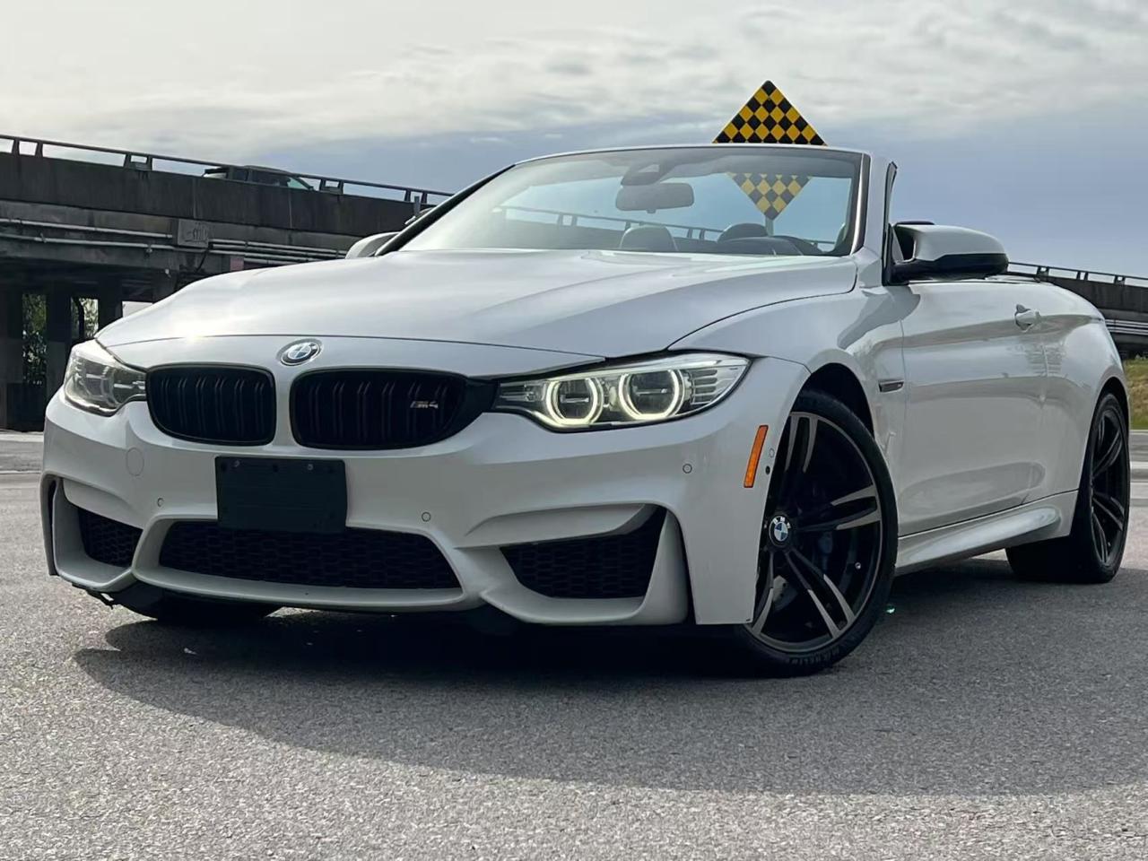 Used 2016 BMW M4 2dr Conv/ NO ACCIDENT/ BC LOCAL for sale in Richmond, BC