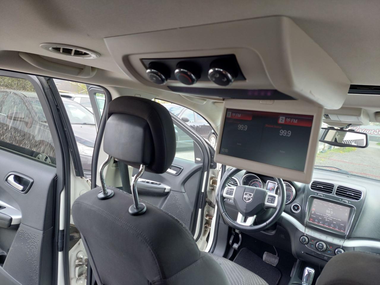 2015 Dodge Journey SXT - Photo #24