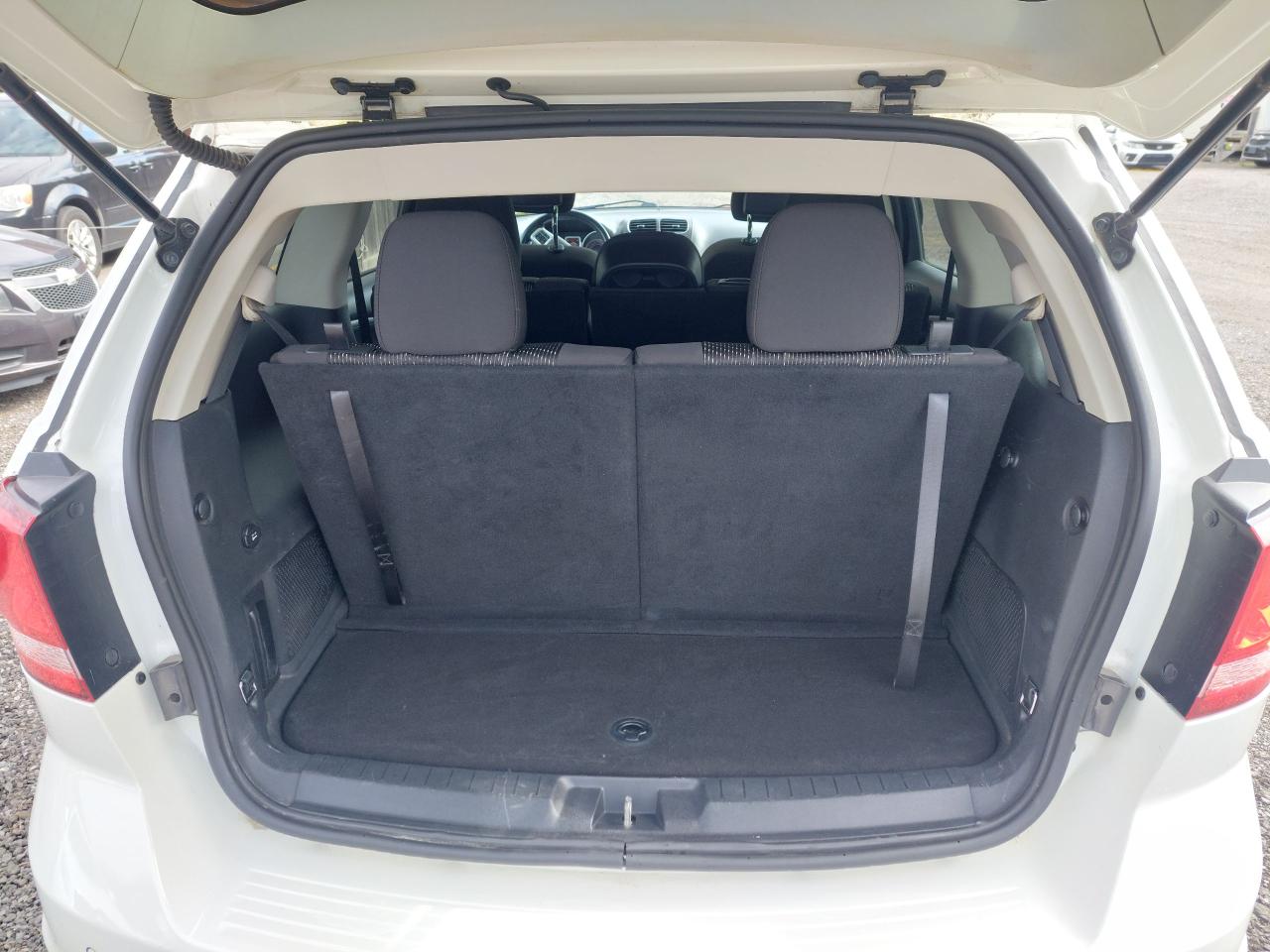 2015 Dodge Journey SXT - Photo #9