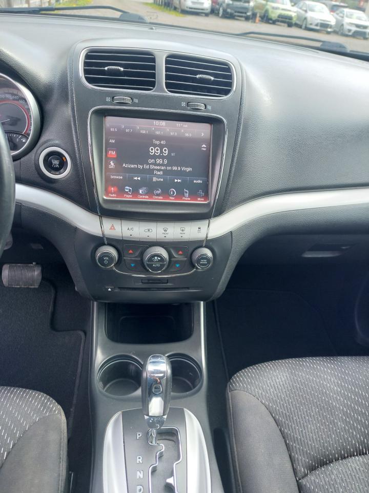 2015 Dodge Journey SXT - Photo #13