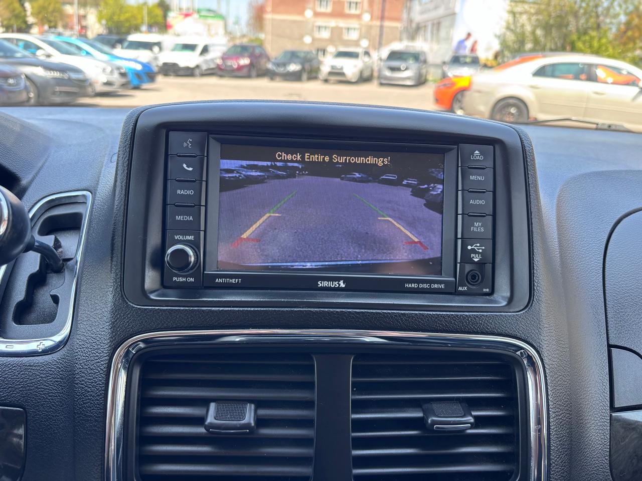 2019 Dodge Grand Caravan LOADED STOW N GO LOW KM - Photo #29