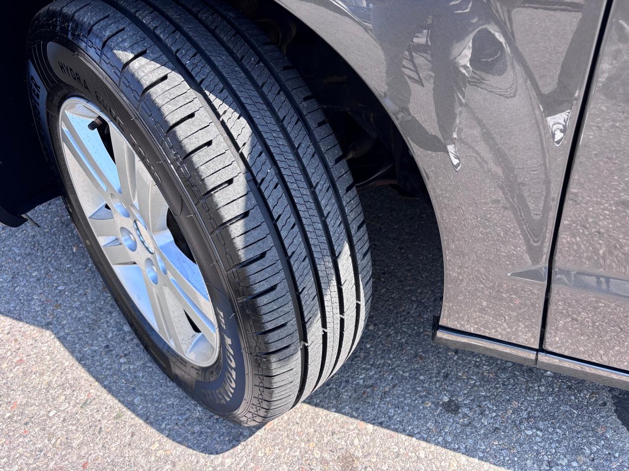 2019 Dodge Grand Caravan LOADED STOW N GO LOW KM - Photo #3