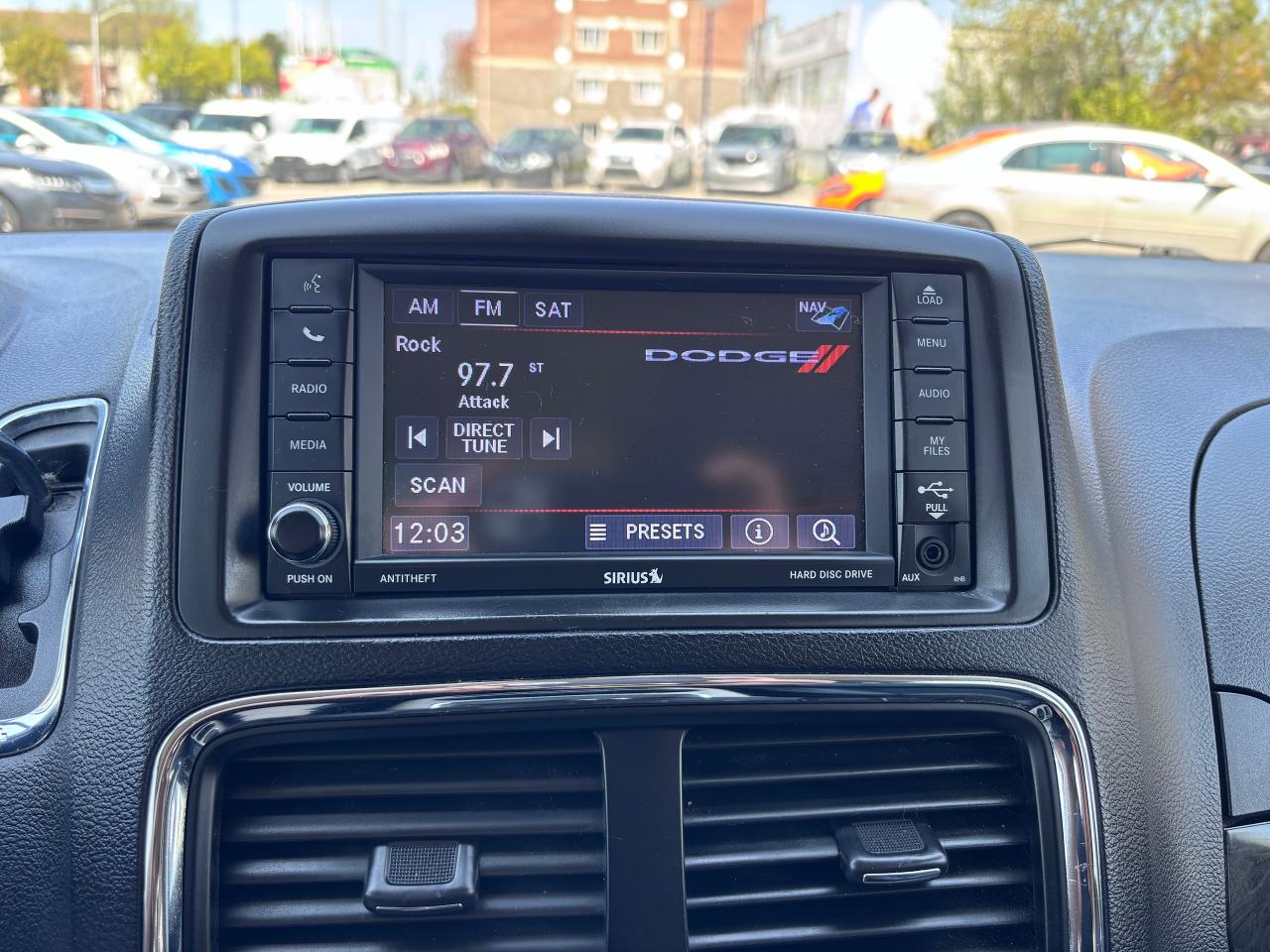 2019 Dodge Grand Caravan LOADED STOW N GO LOW KM - Photo #28