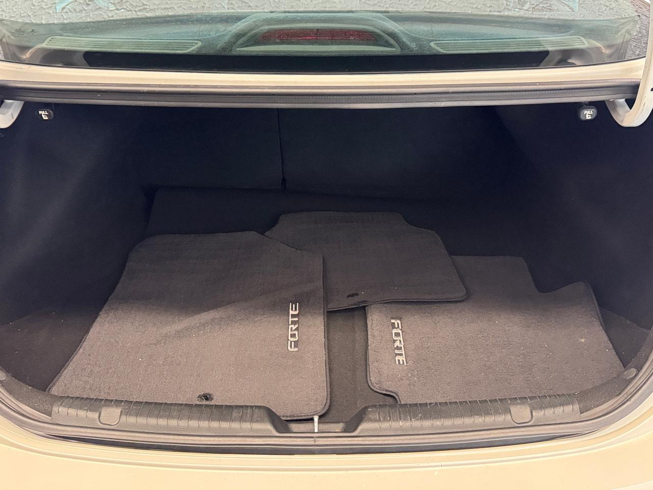 2018 Kia Forte LX+New Tires+Camera+ApplePlay+CLEAN CARFAX Photo