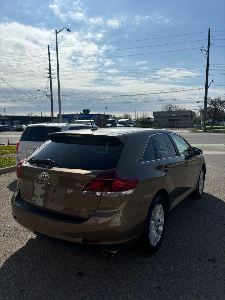 2013 Toyota Venza LE - Photo #7