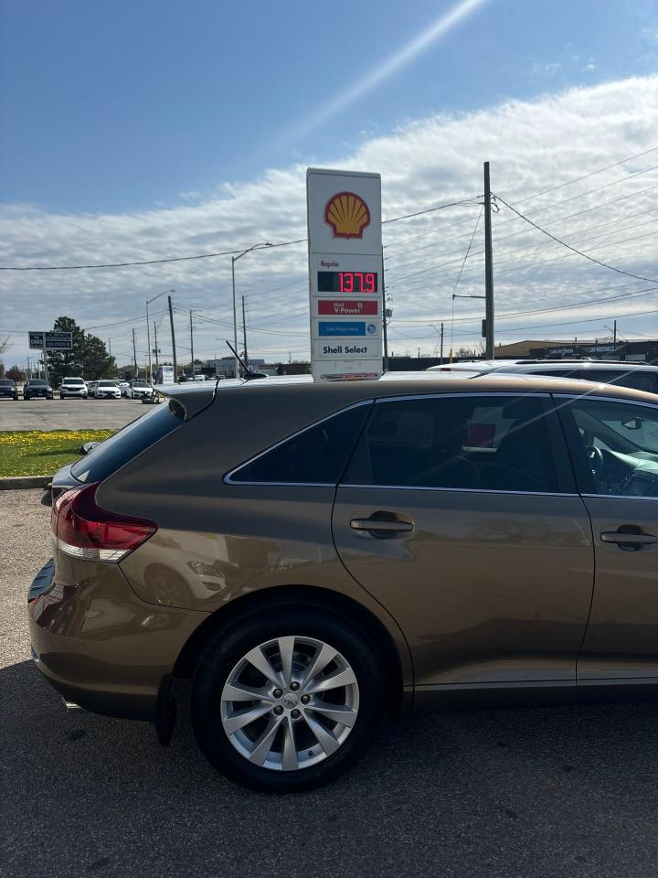 2013 Toyota Venza LE - Photo #8