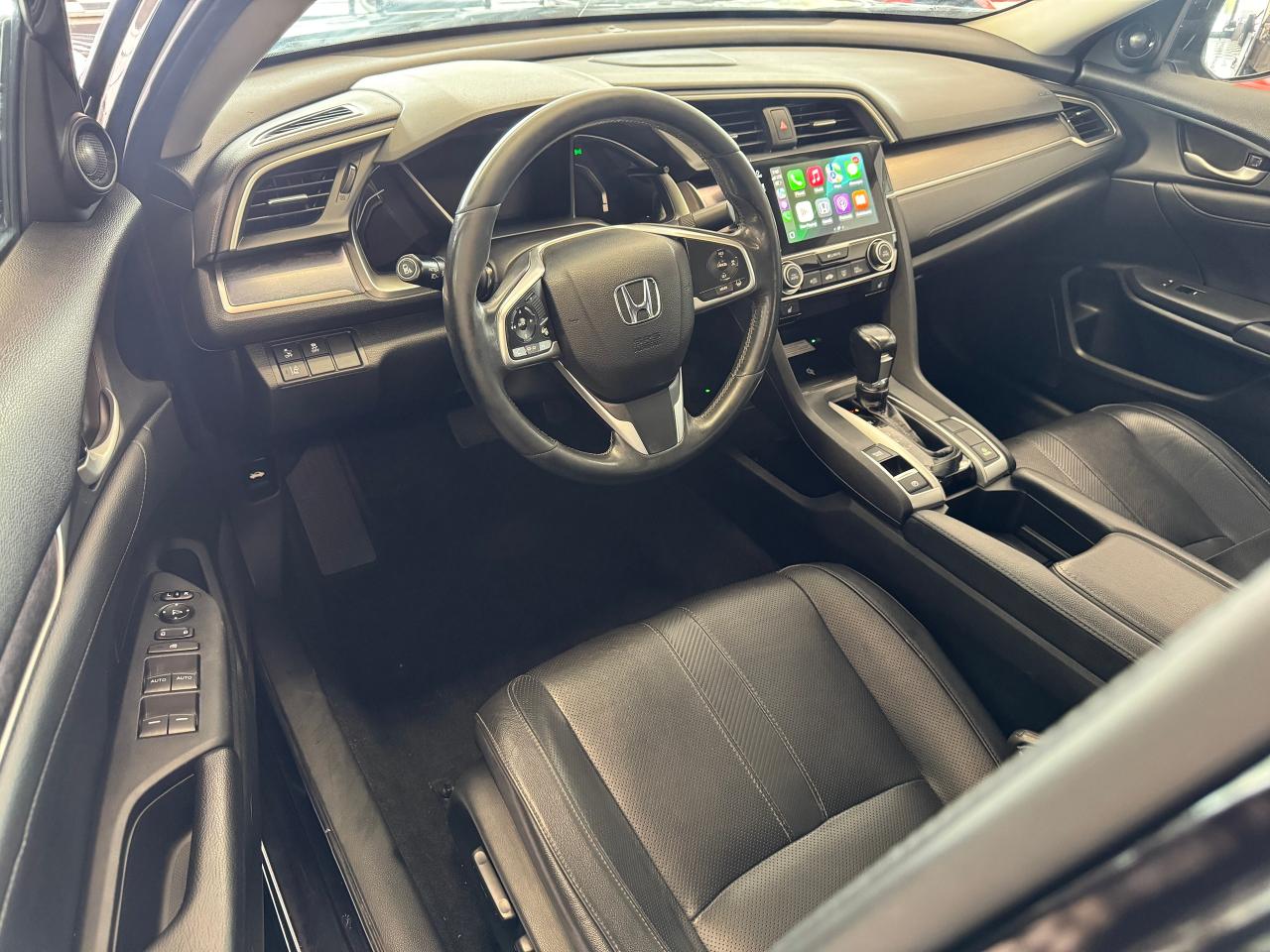 2017 Honda Civic Touring+Adaptive Cruise+Lane Keep+Roof+RemoteStart Photo
