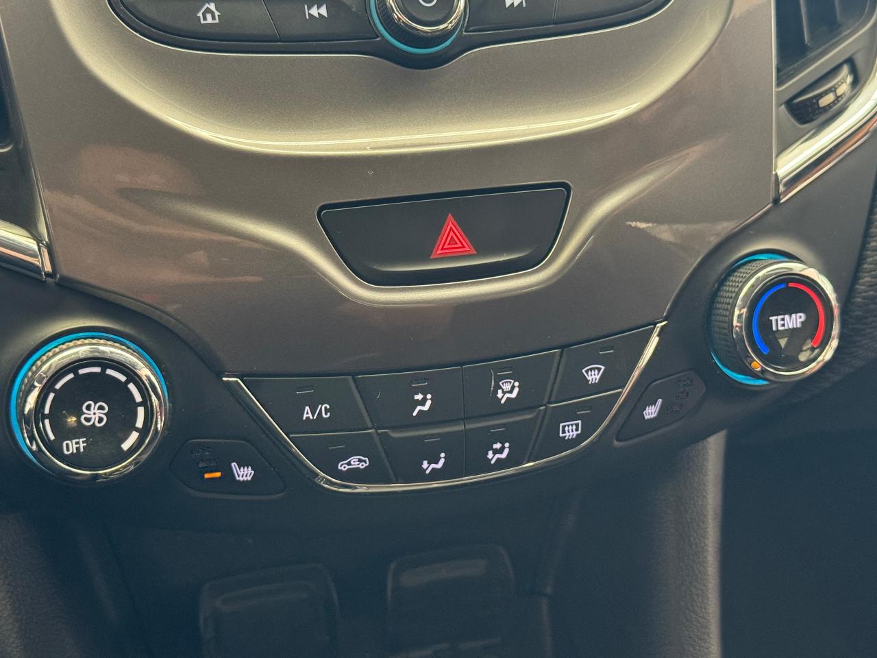 2017 Chevrolet Cruze LT+Camera+ApplePlay+New Tires+Remote Start Photo