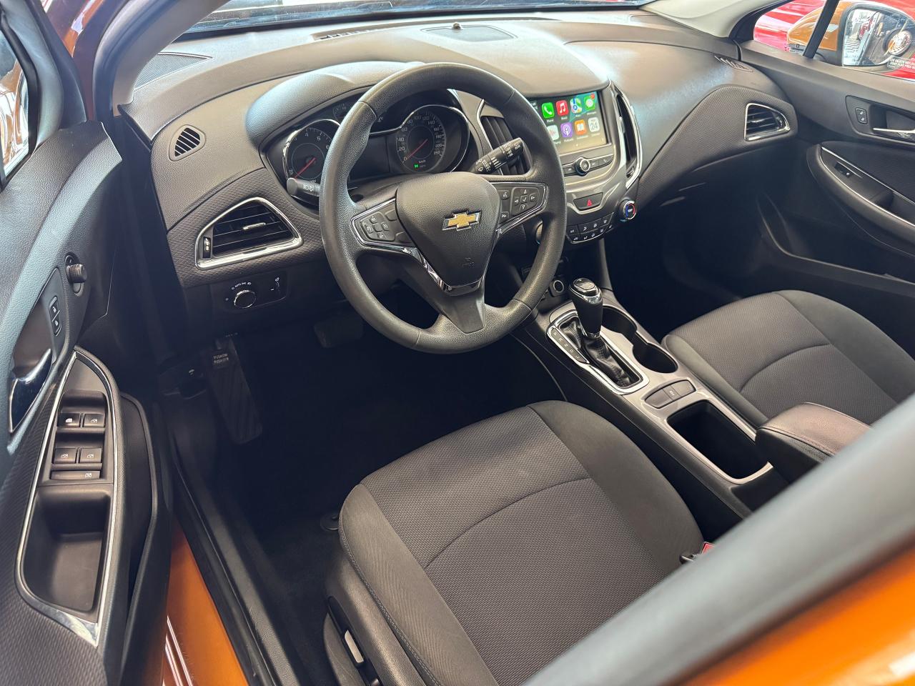 2017 Chevrolet Cruze LT+Camera+ApplePlay+New Tires+Remote Start Photo