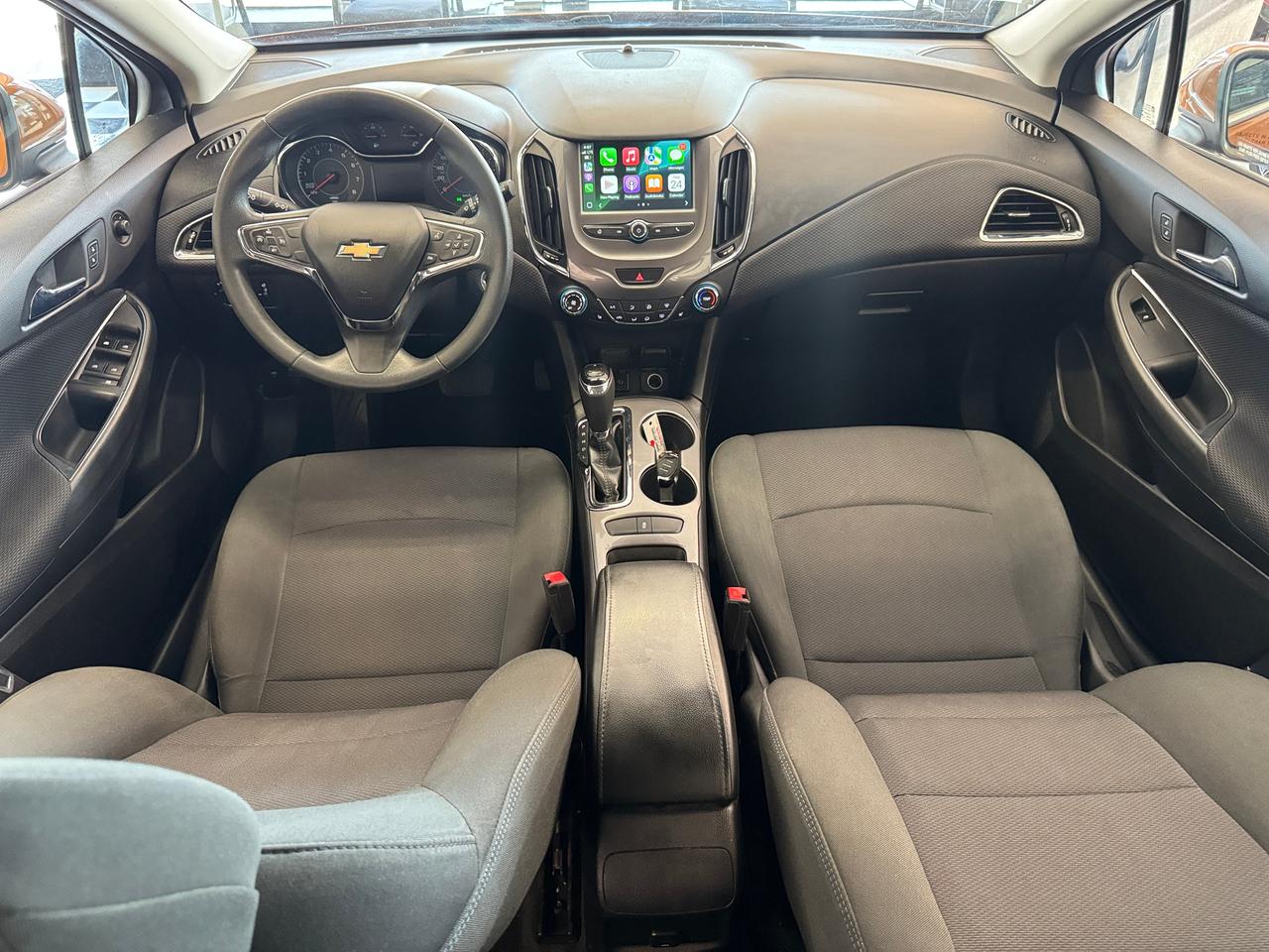 2017 Chevrolet Cruze LT+Camera+ApplePlay+New Tires+Remote Start Photo