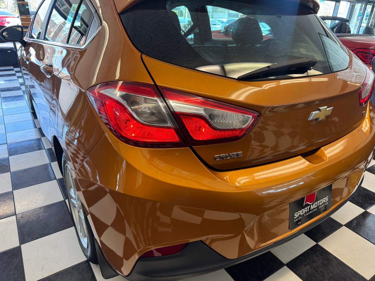 2017 Chevrolet Cruze LT+Camera+ApplePlay+New Tires+Remote Start Photo