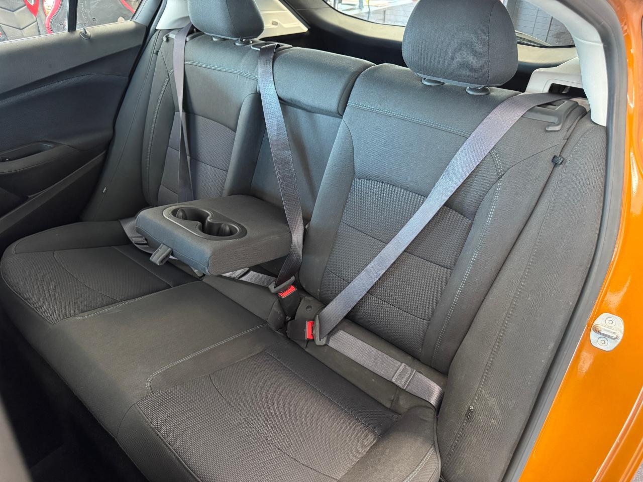 2017 Chevrolet Cruze LT+Camera+ApplePlay+New Tires+Remote Start Photo