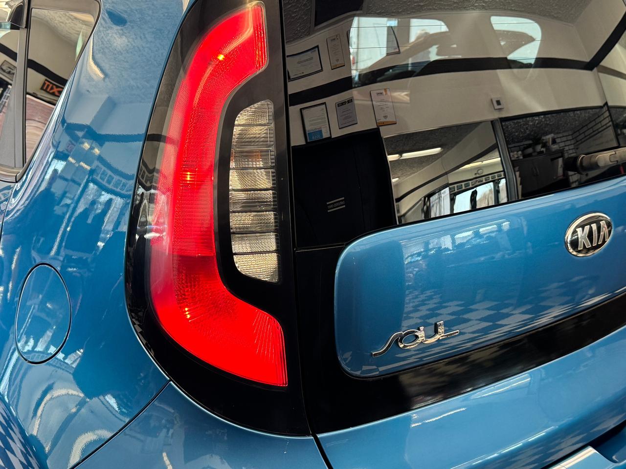 2016 Kia Soul EX+Camera+Heated Seats+A/C Photo