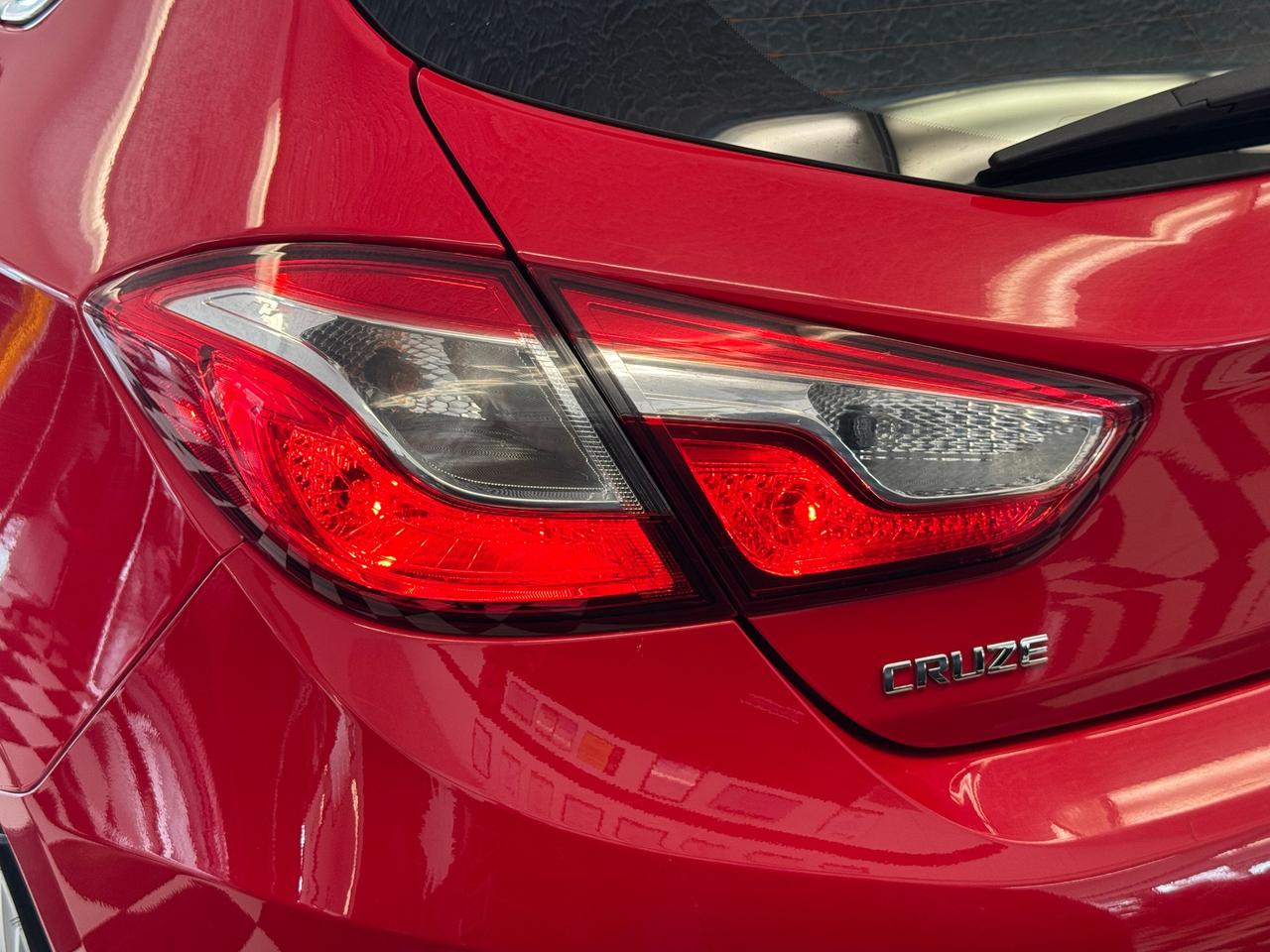 2018 Chevrolet Cruze LT+New Tires+Camera+Remote Start+CLEAN CARFAX Photo