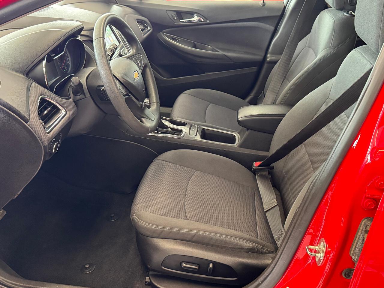 2018 Chevrolet Cruze LT+New Tires+Camera+Remote Start+CLEAN CARFAX Photo