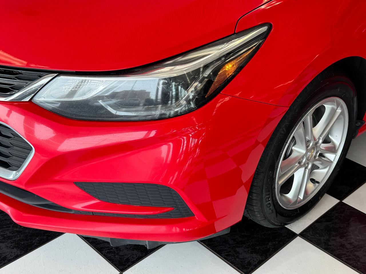 2018 Chevrolet Cruze LT+New Tires+Camera+Remote Start+CLEAN CARFAX Photo