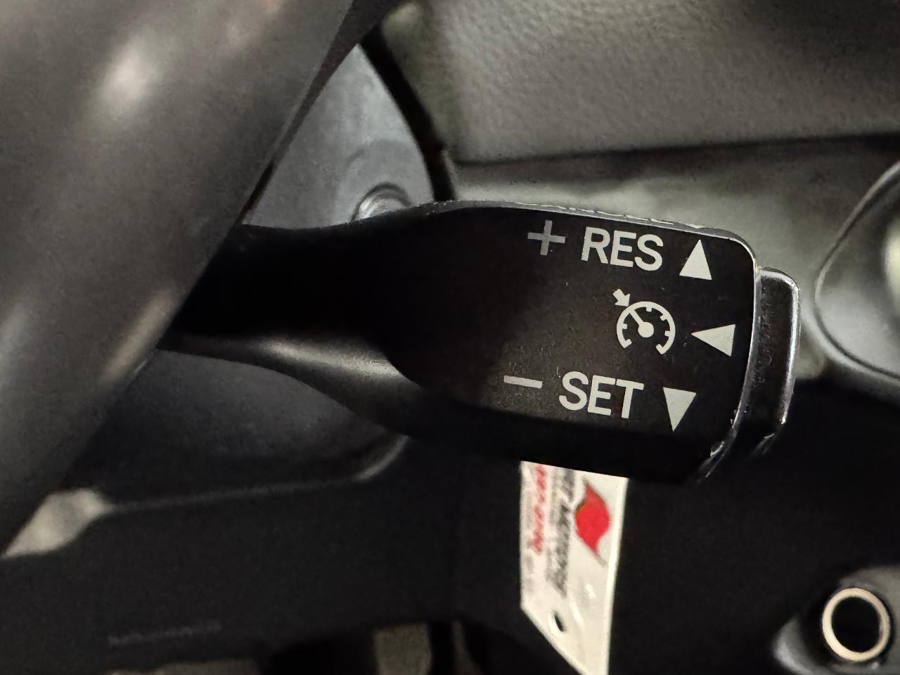 2017 Toyota Yaris LE+Lane Departure+Collision Alert+Camera+Tinited Photo