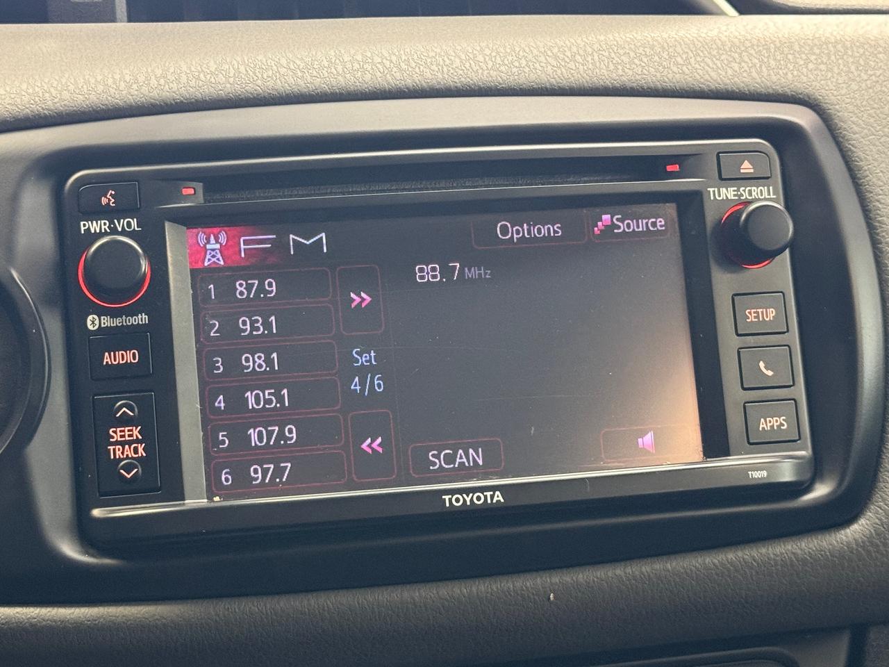 2017 Toyota Yaris LE+Lane Departure+Collision Alert+Camera+Tinited Photo