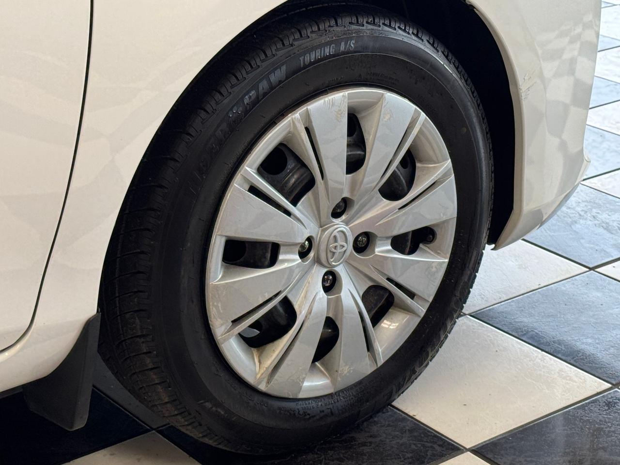 2017 Toyota Yaris LE+Lane Departure+Collision Alert+Camera+Tinited Photo