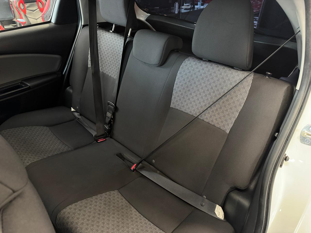 2017 Toyota Yaris LE+Lane Departure+Collision Alert+Camera+Tinited Photo