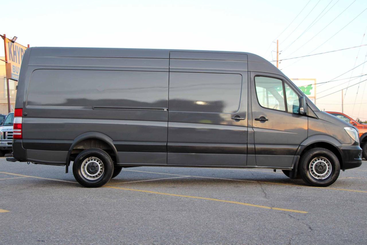 2017 Mercedes-Benz Sprinter 2500 170" - Photo #8