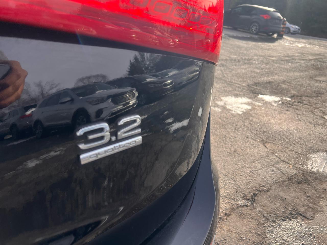 2010 Audi Q5 quattro 3.2L Photo39