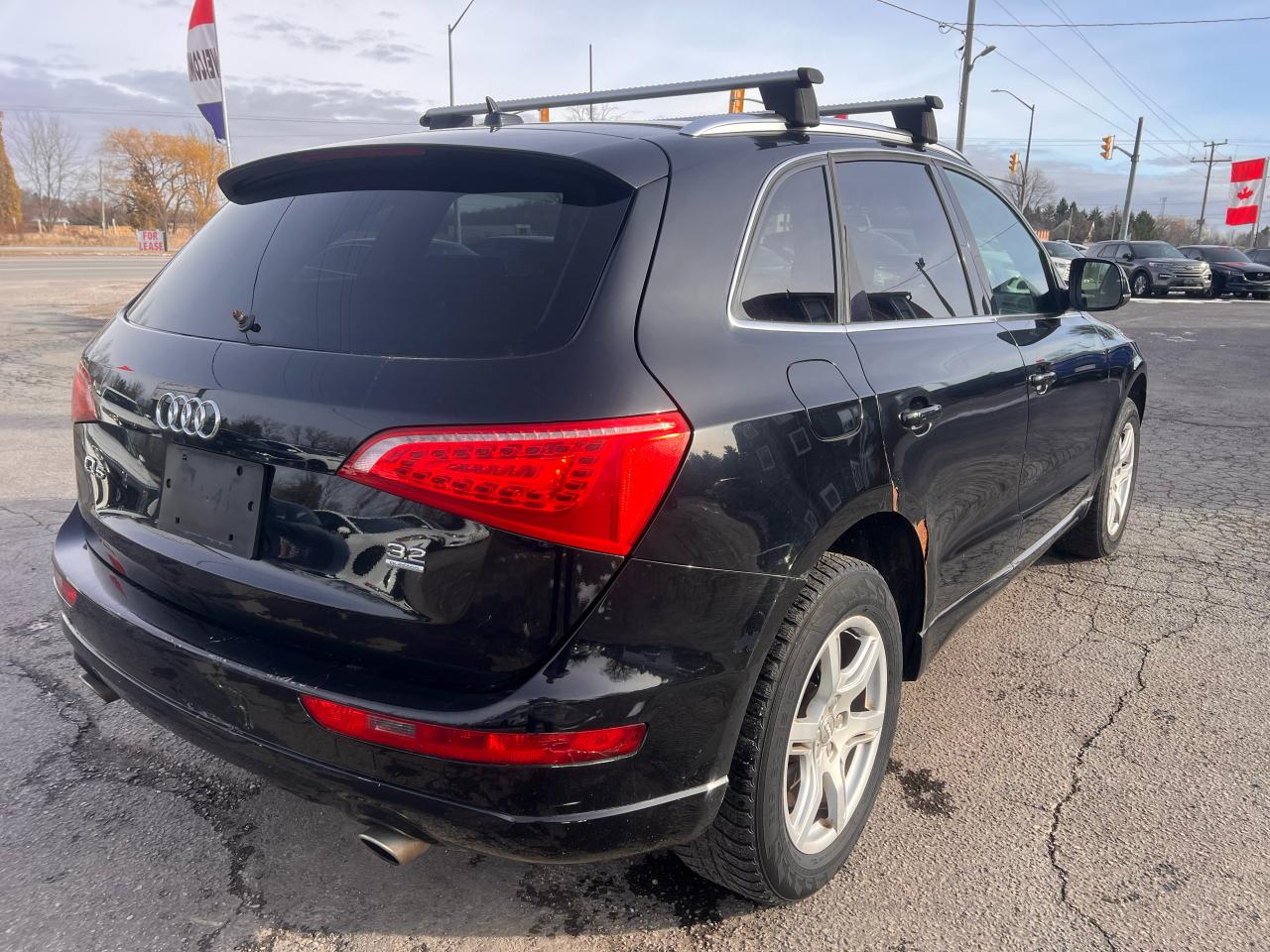 2010 Audi Q5 quattro 3.2L Photo2