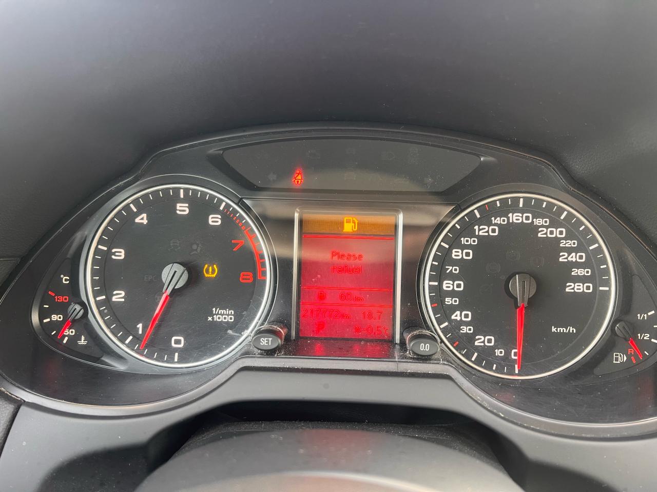 2010 Audi Q5 quattro 3.2L Photo55