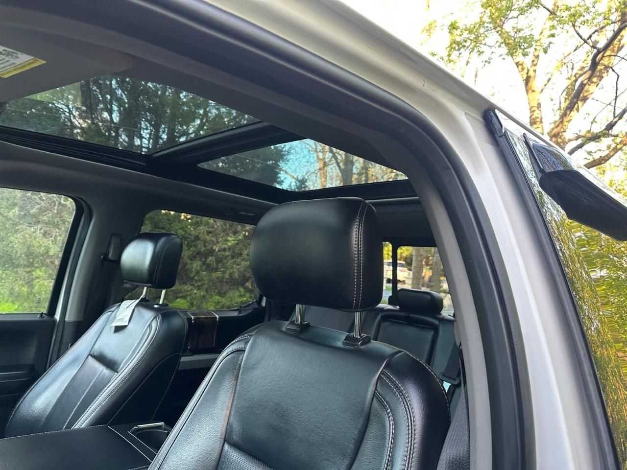 2018 Ford F-150 Lariat - Photo #9